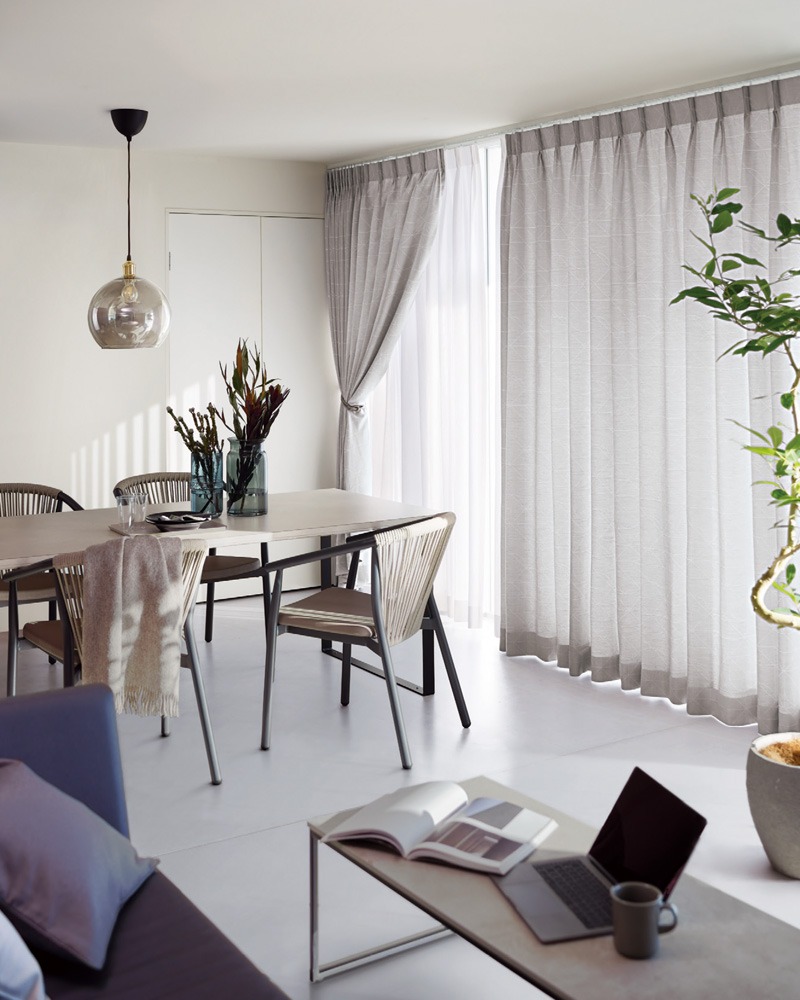 AZ8170 gallery 2
