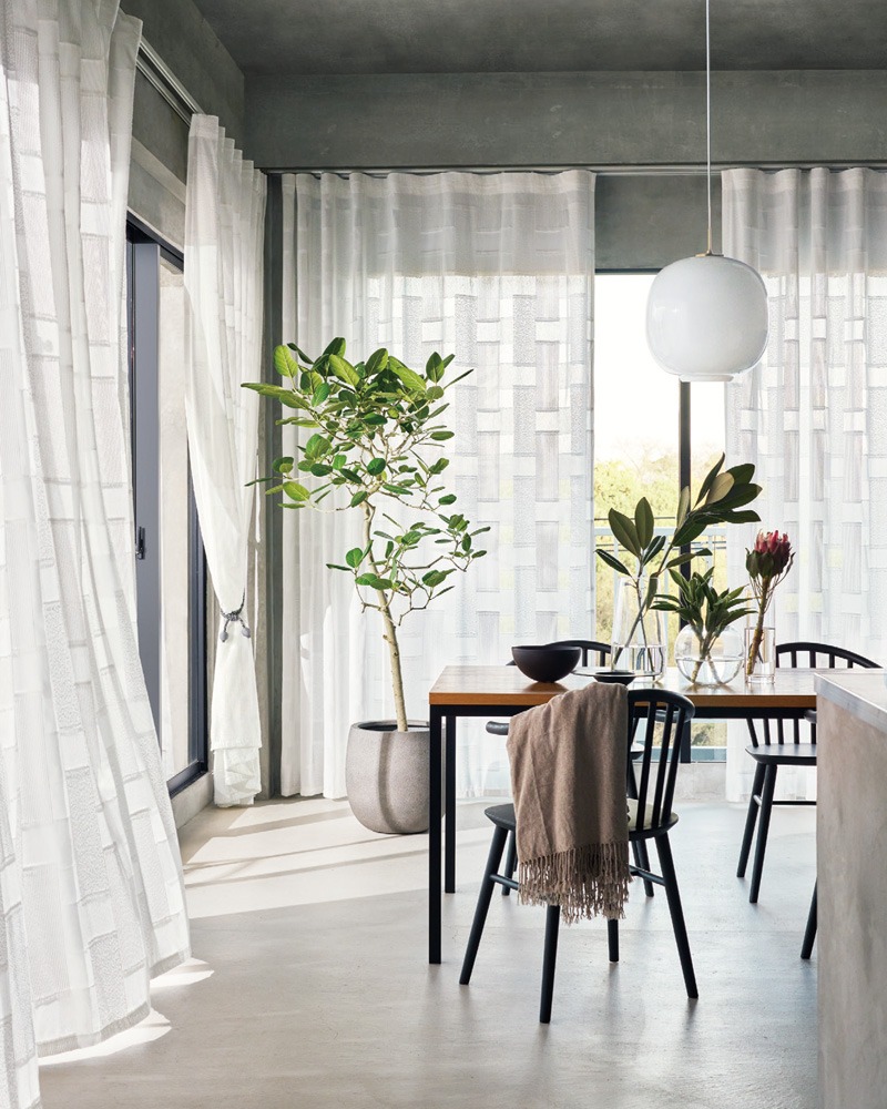 AZ8172 gallery 2