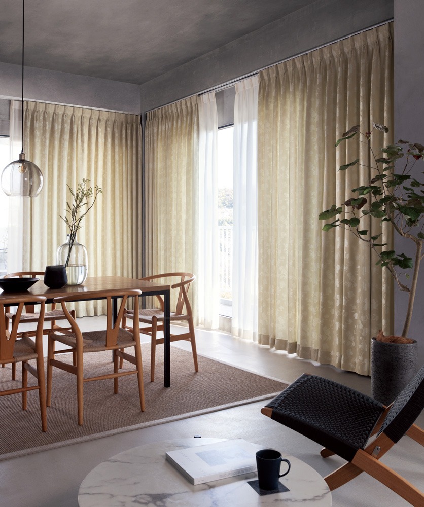 AZ8242 gallery 2
